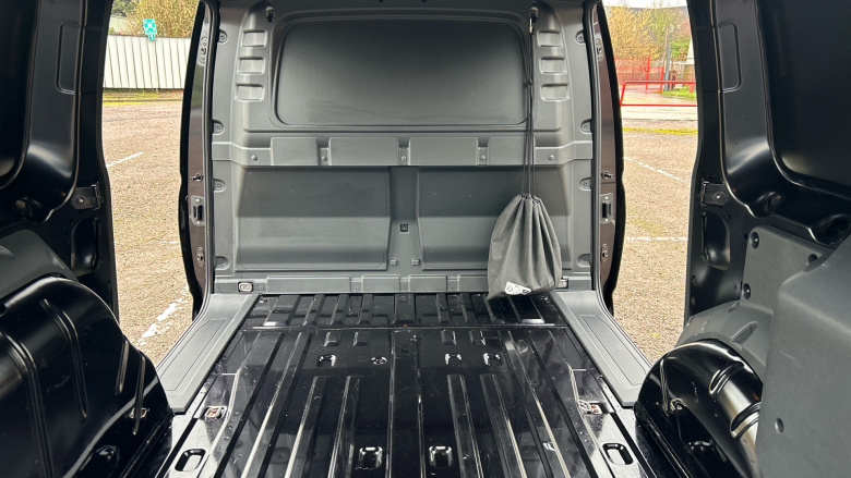 Ford Transit Connect 250 L2 Petrol 1.5 EcoBoost PHEV 150 Trend Van Auto